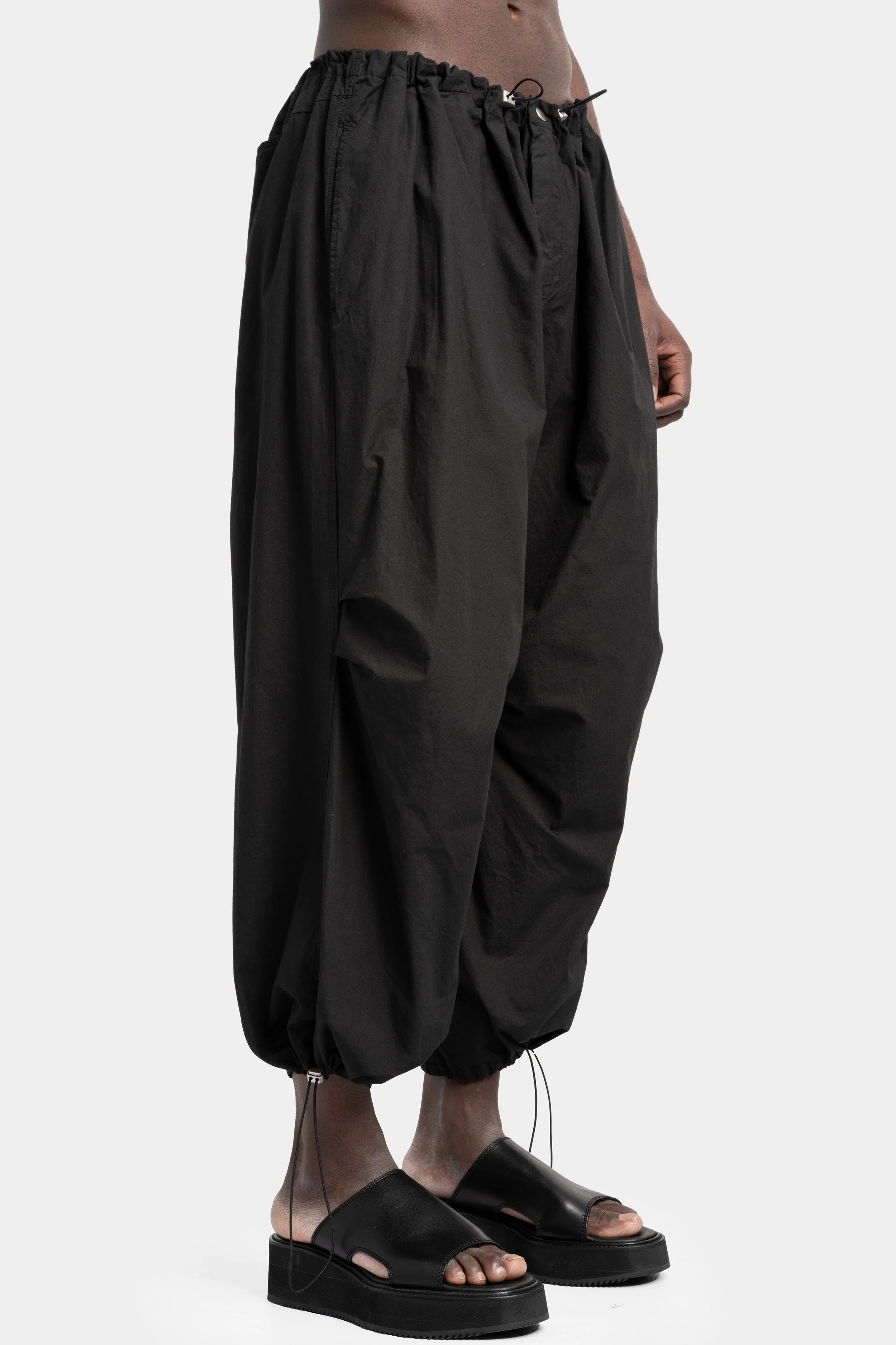 Parachute pants, Black