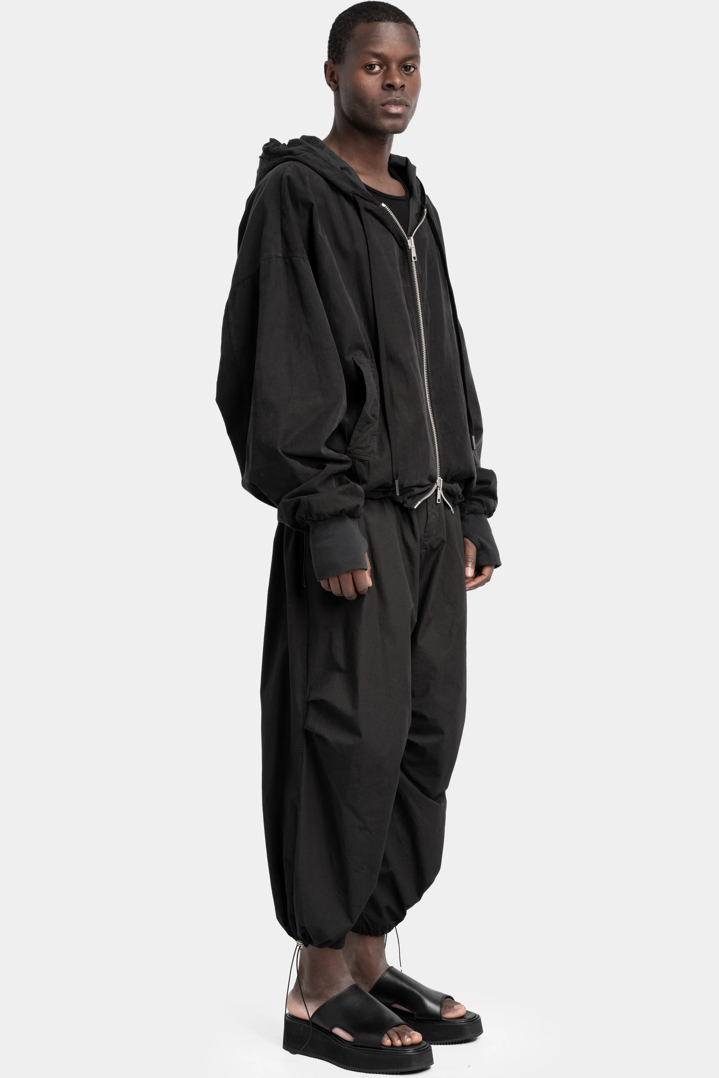 Parachute pants, Black