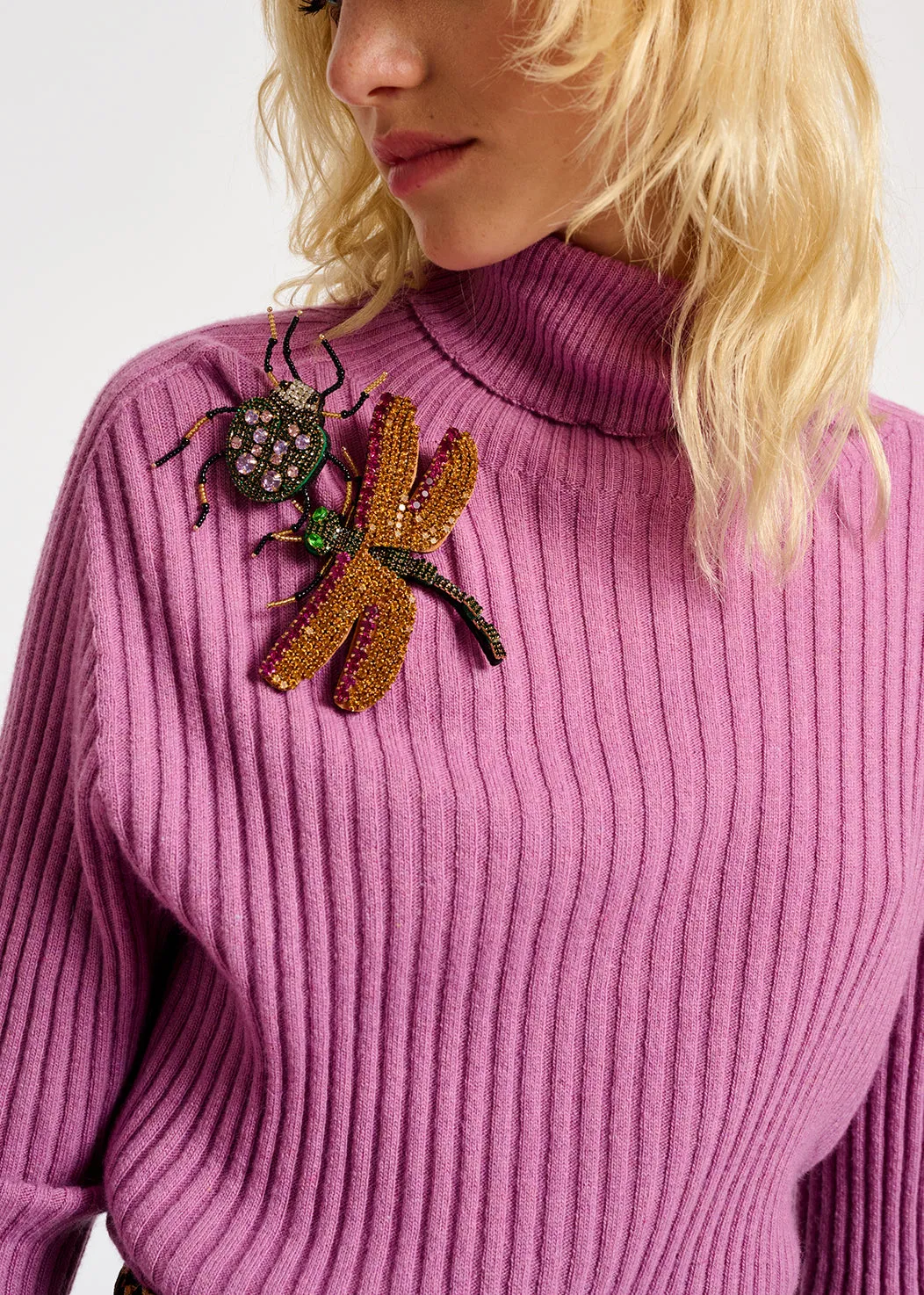 Pink rib-knitted turtleneck sweater