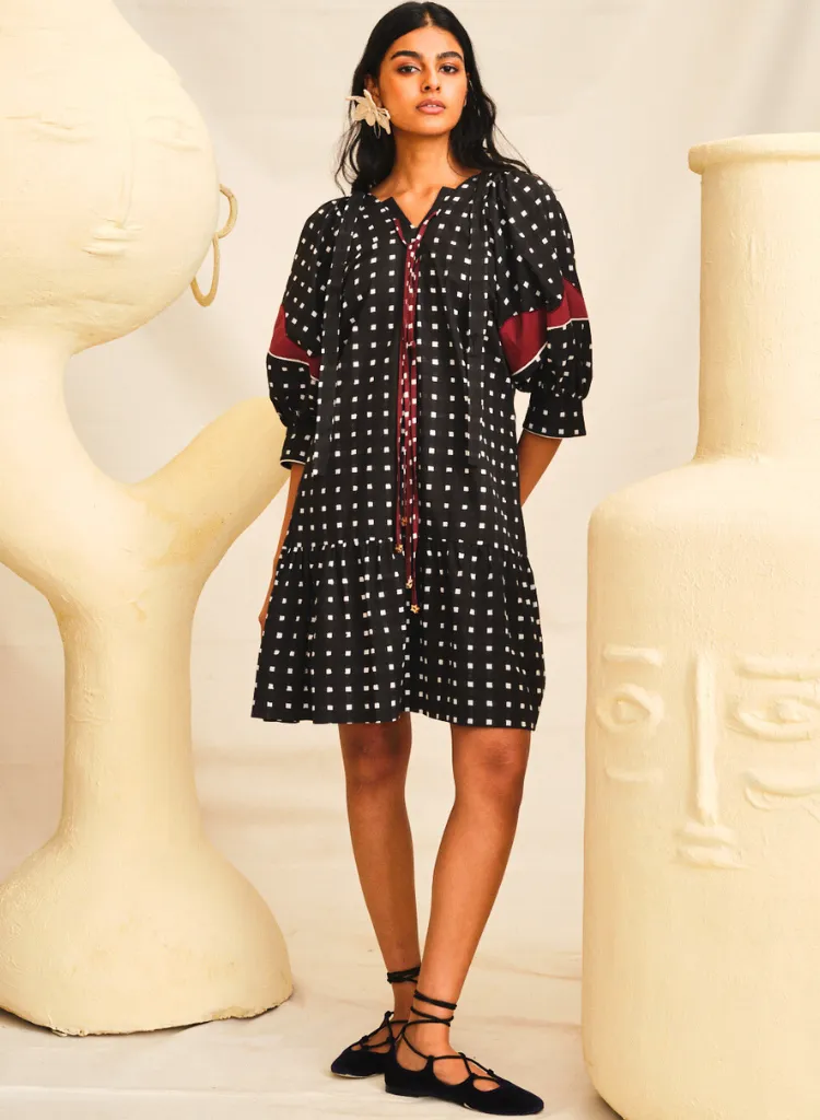 Pipli Shift Dress