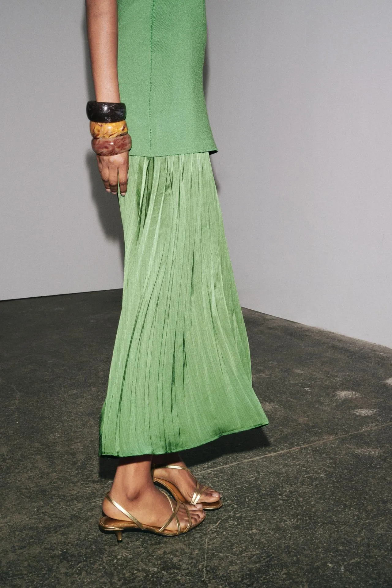 Pleated knit combination dress