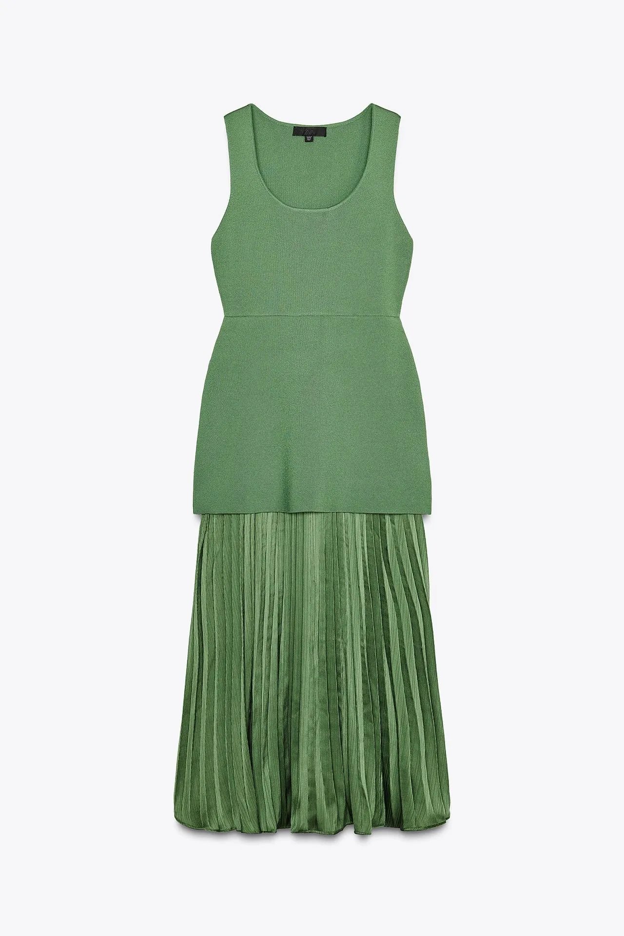 Pleated knit combination dress