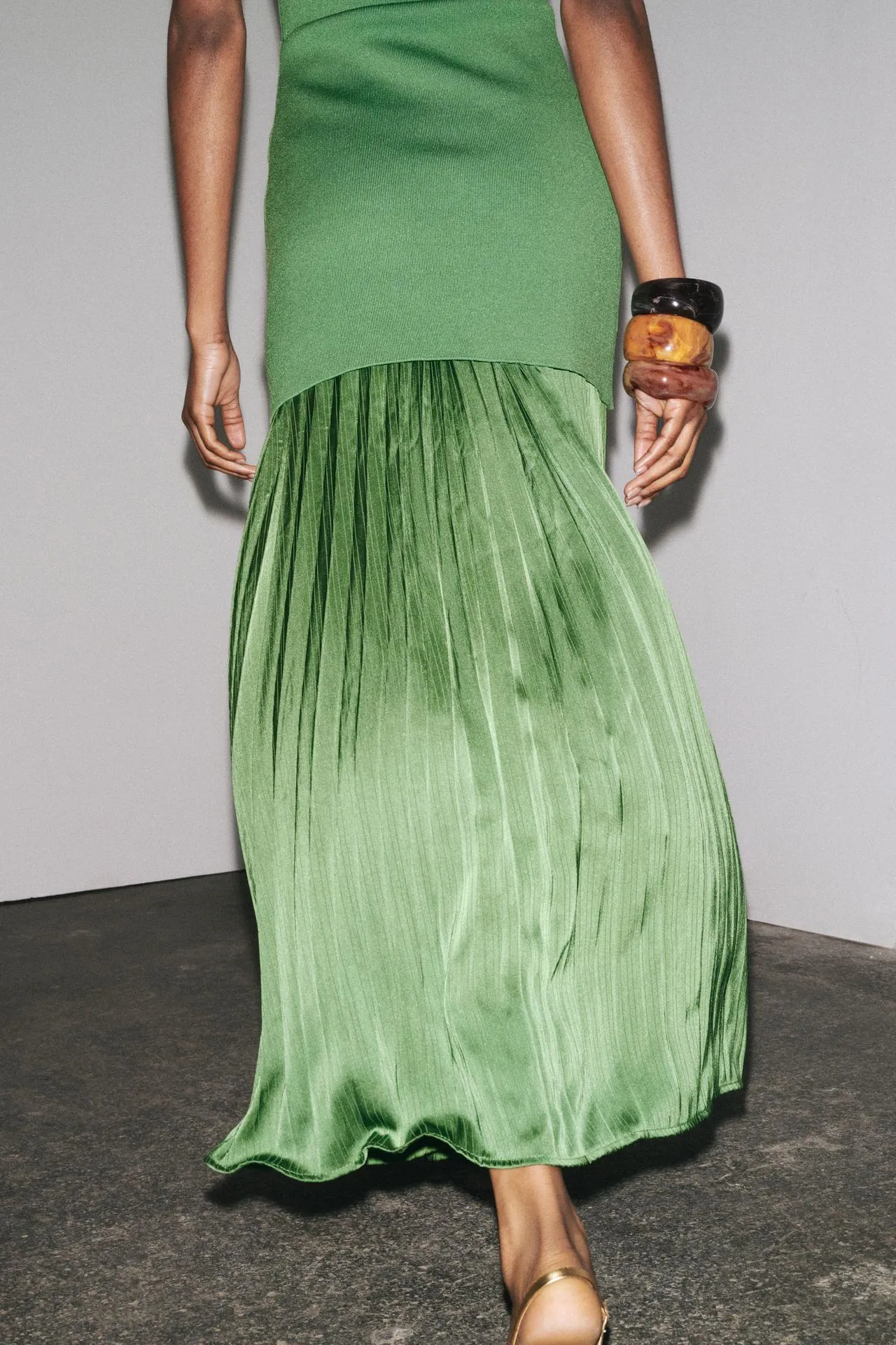 Pleated knit combination dress