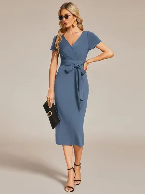 Robe décontractée fourreau à col en V et à taille nouée à manches courtes(Vente finale)
