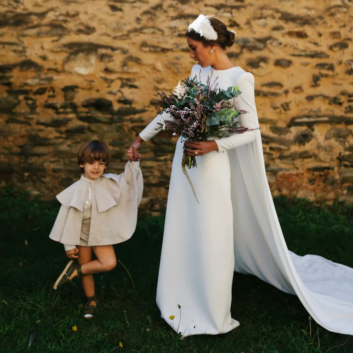 Round Neck Long Sleeves Satin Wedding Dress with Removable Cape Train Keyhole Back Buttons Column Satin Customized Bridal Gowns