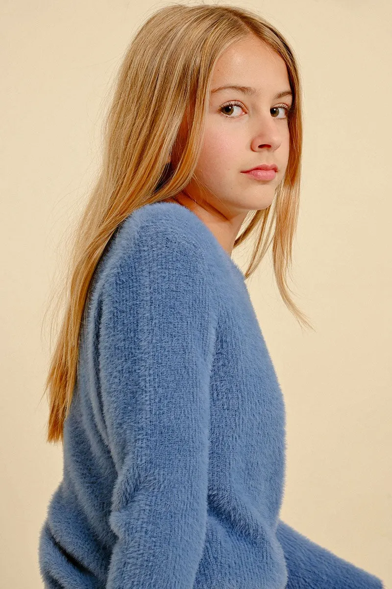 ROUND NECK SWEATER
