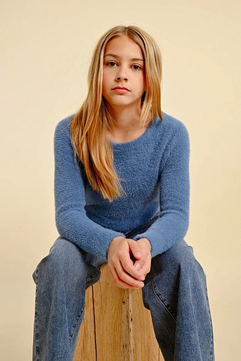 ROUND NECK SWEATER