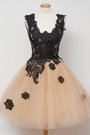 Roycebridal Tulle Ball Gown Sleeveless Short Prom Dresses
