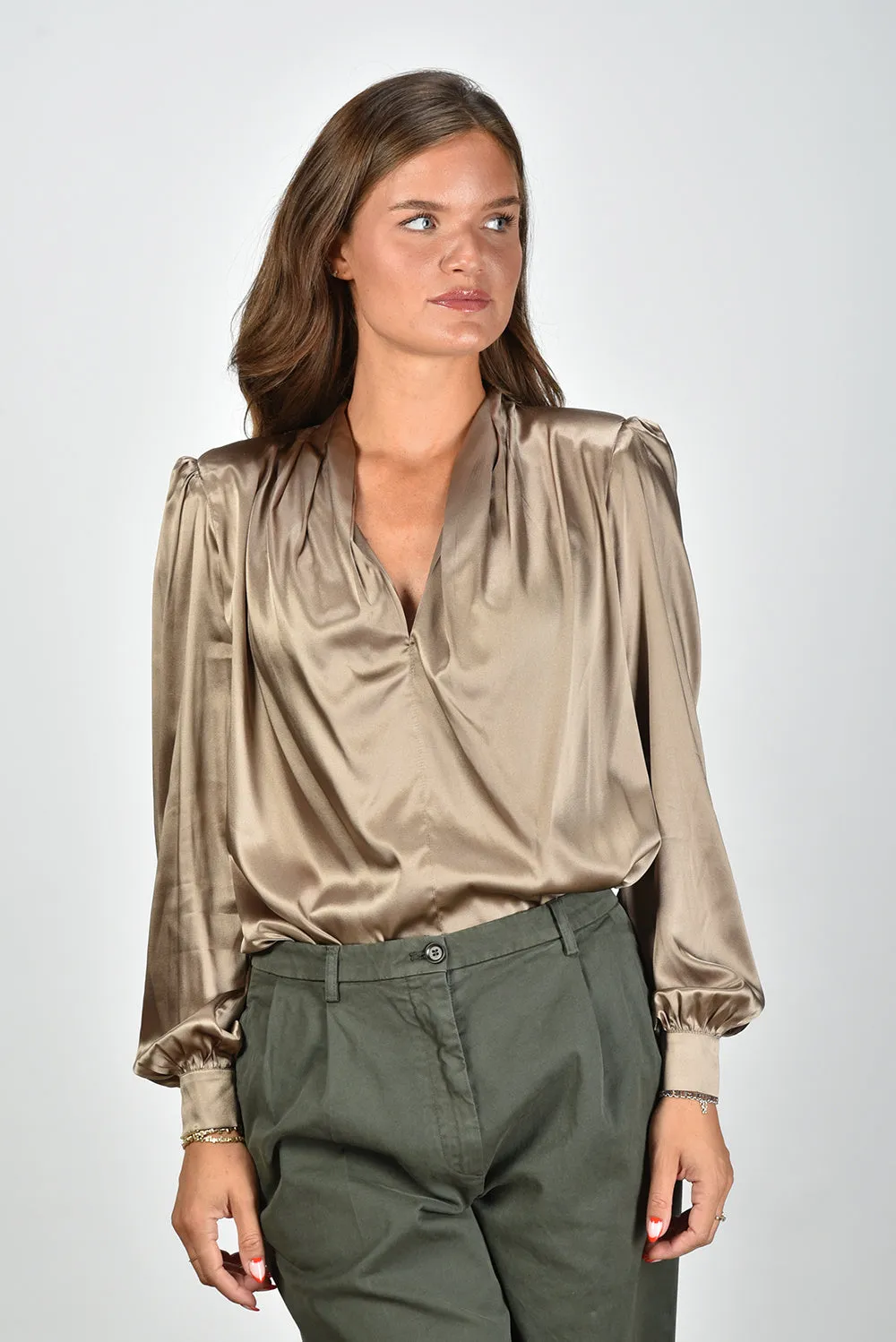Sage & Ivy blouse Fonda Satin Silk taupe