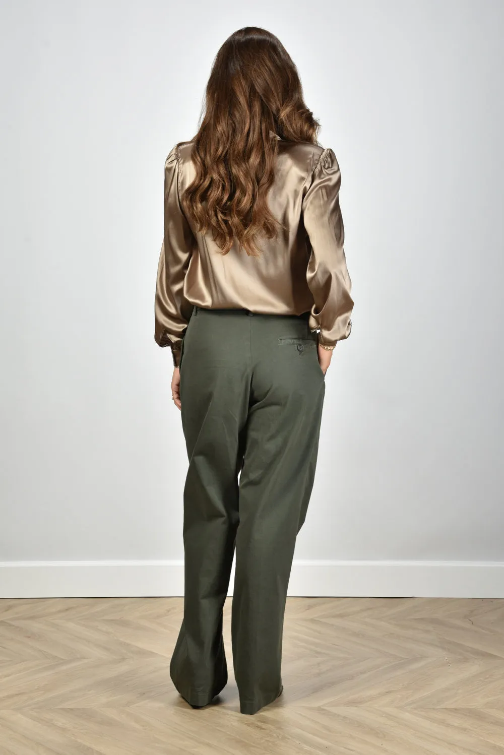 Sage & Ivy blouse Fonda Satin Silk taupe