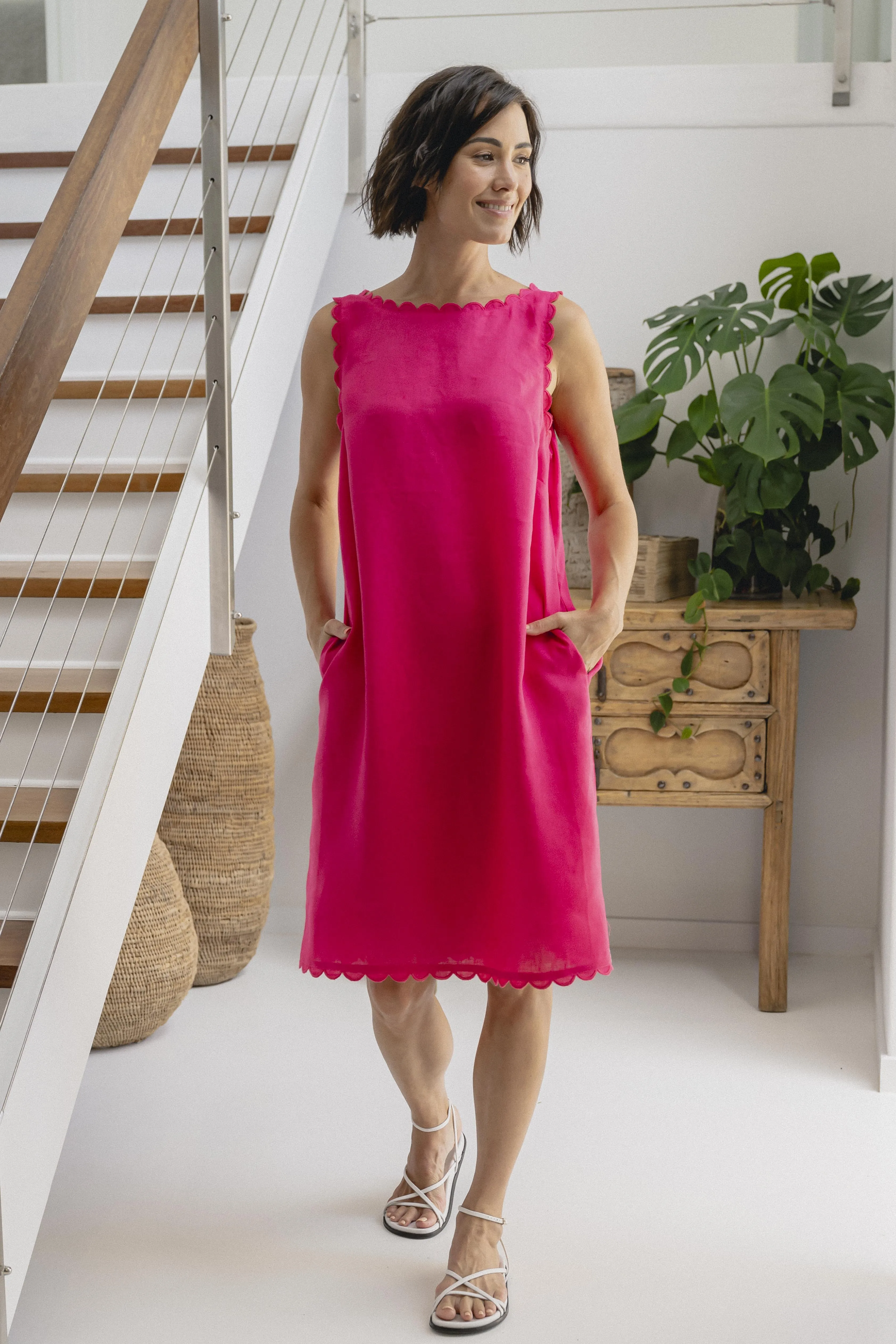 Scallop Edge Shift Dress - Pink