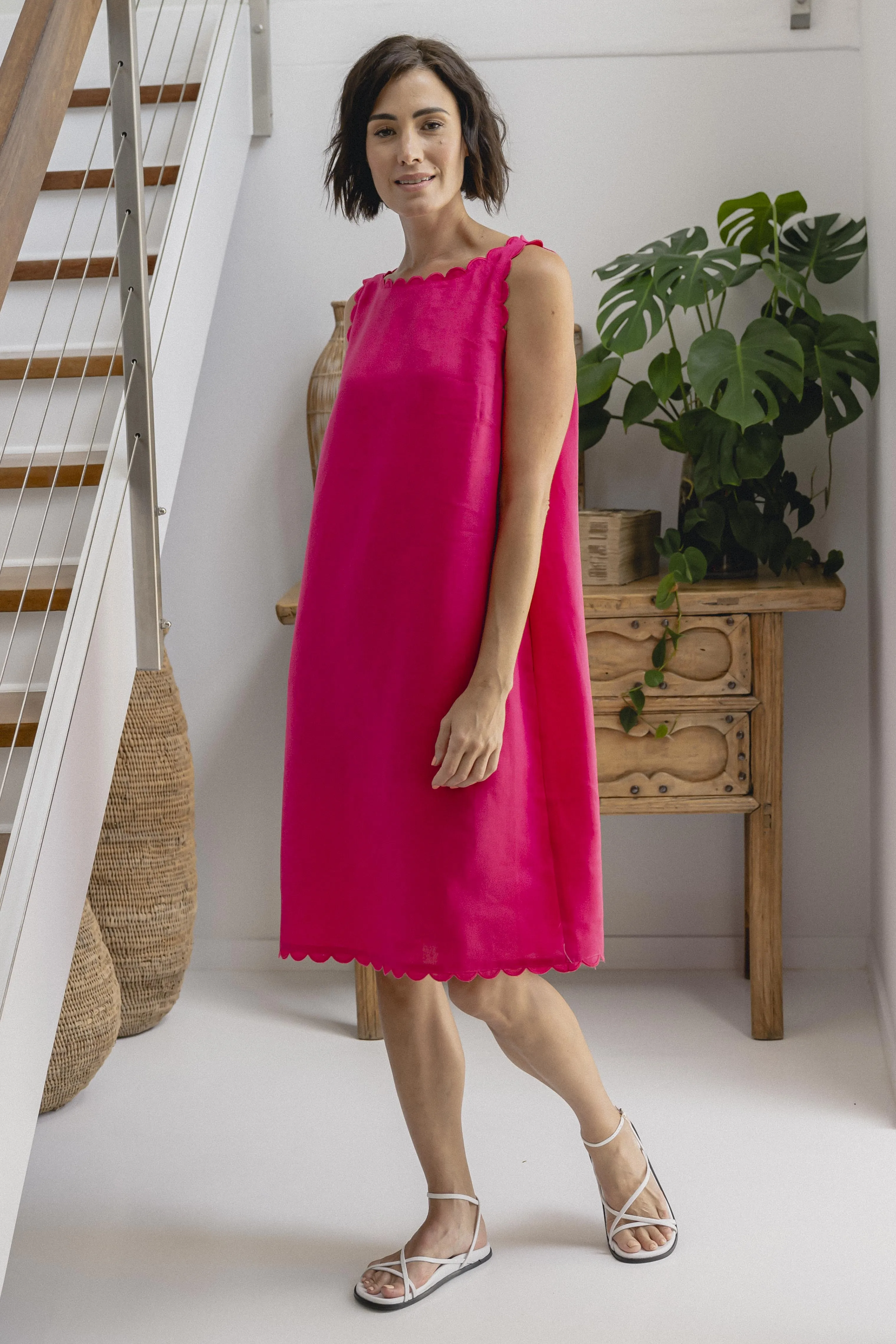 Scallop Edge Shift Dress - Pink