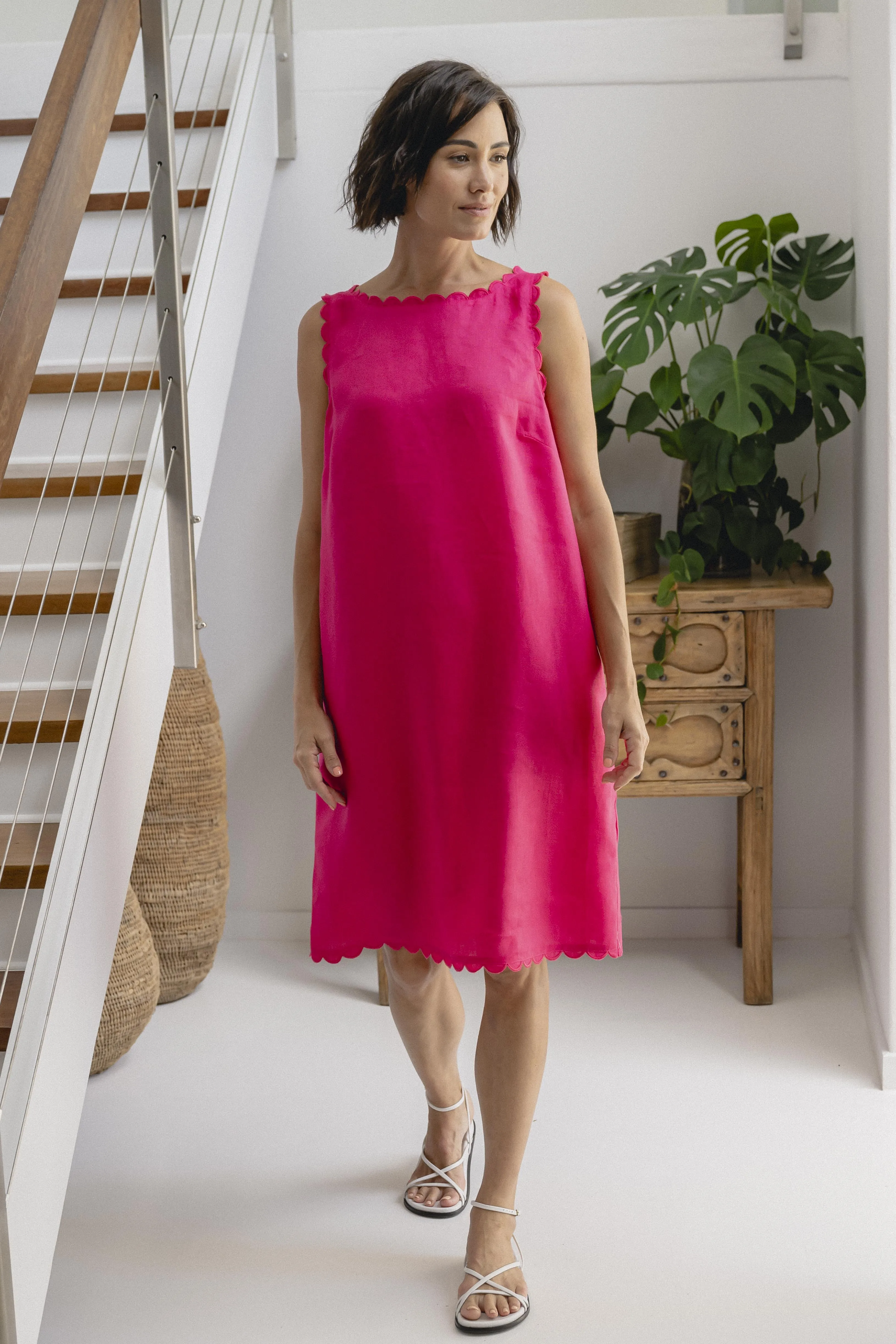 Scallop Edge Shift Dress - Pink
