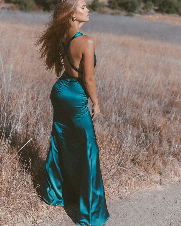 Sexy Plunge V-Neckline Sheath Prom Dresses Criss Back Elastic Satin Long Evening Gowns