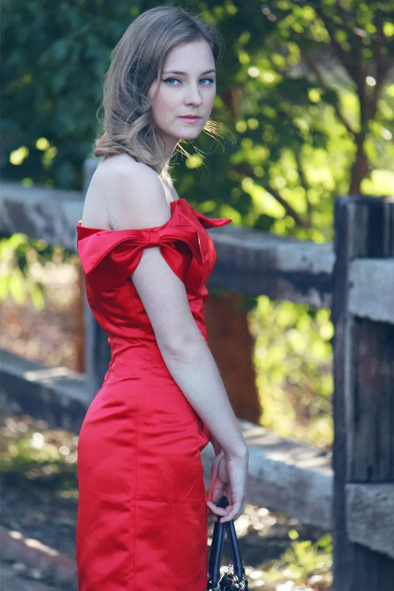 Sheath Off-the-shoulder Knee Length Charmuse Sleeveless Prom Dress