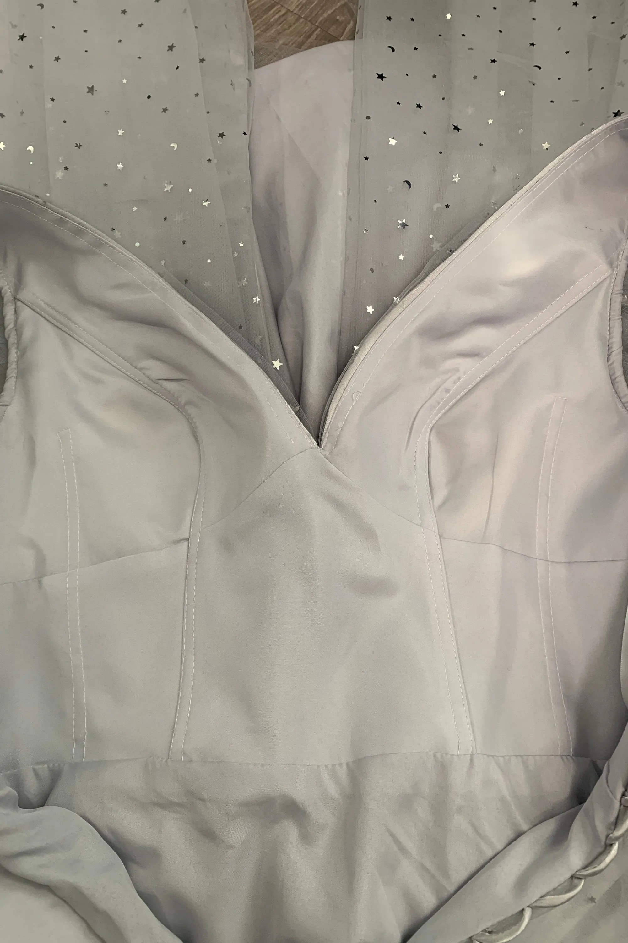 Short Puffy Sleeves Grey Sparkle Tea Length Dress