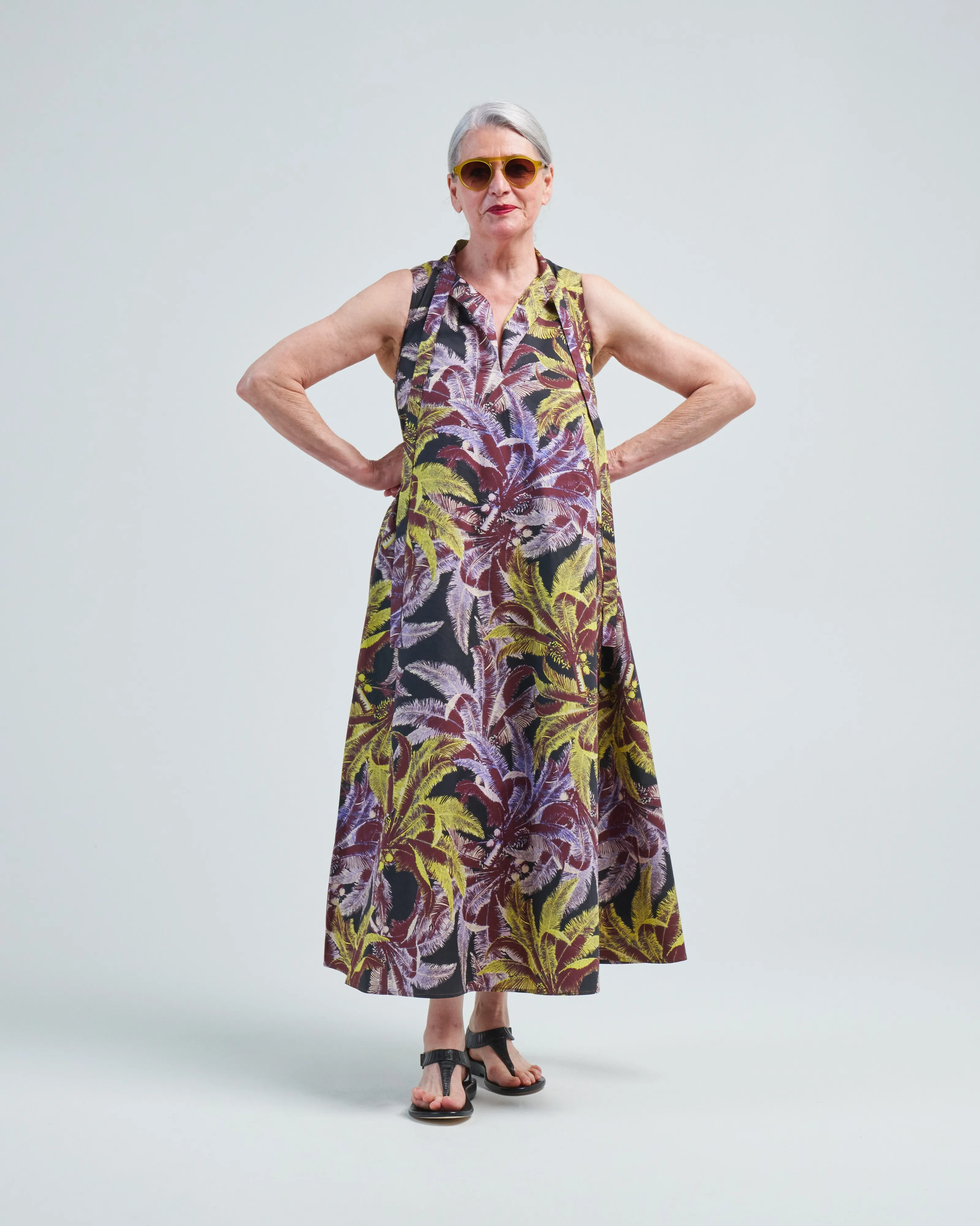 sleeveless printed dress