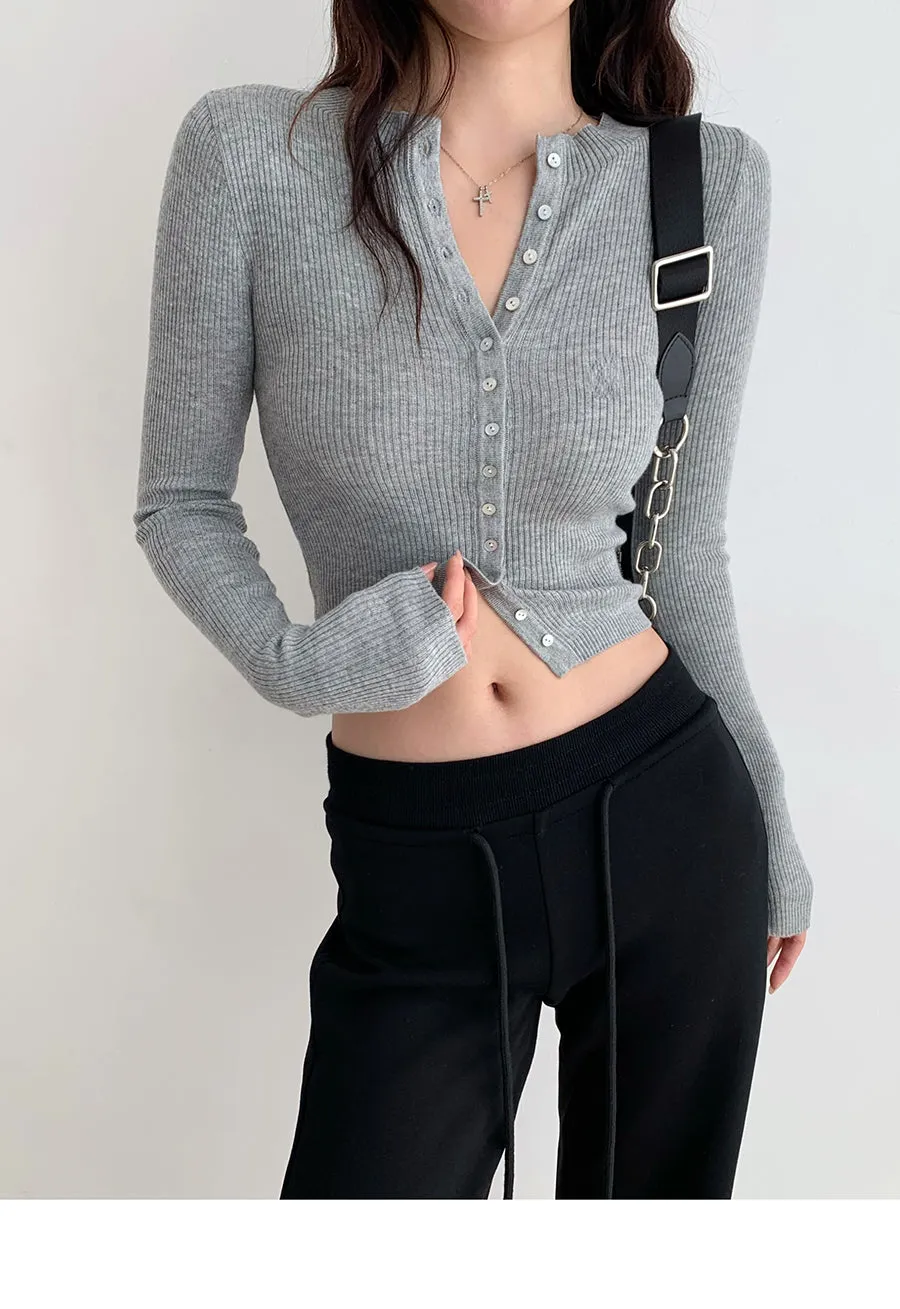 Slim button-down wool sweater
