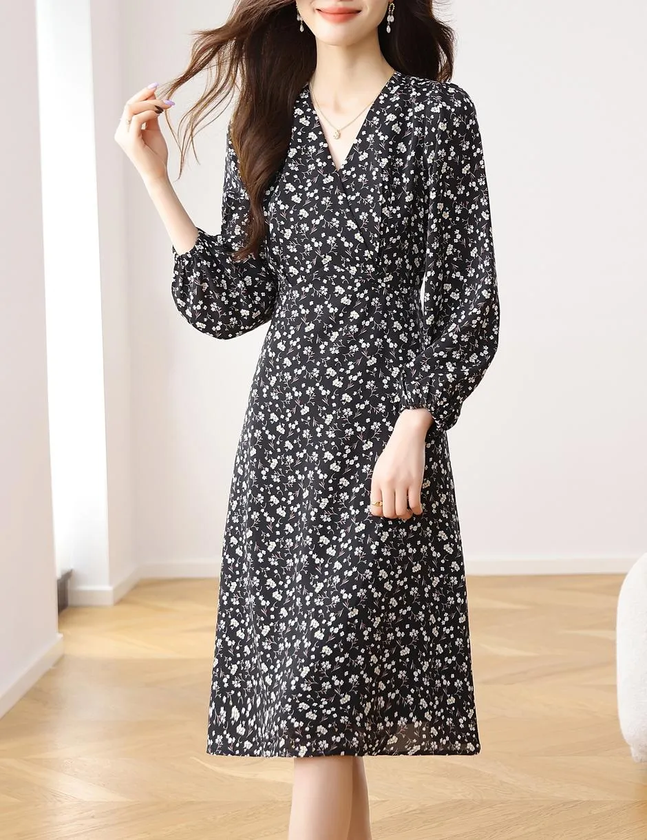 Stunning V-Neck Black Tea Tea Dress with Floral Design