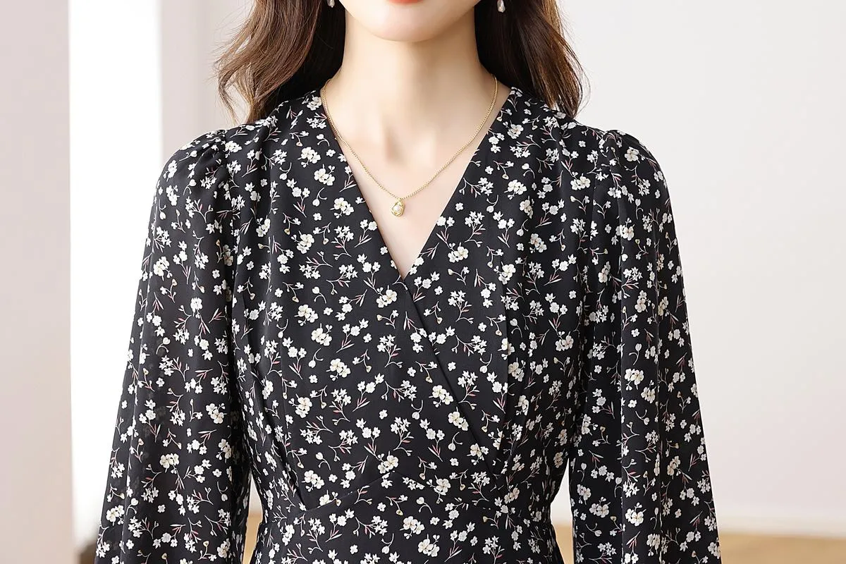 Stunning V-Neck Black Tea Tea Dress with Floral Design
