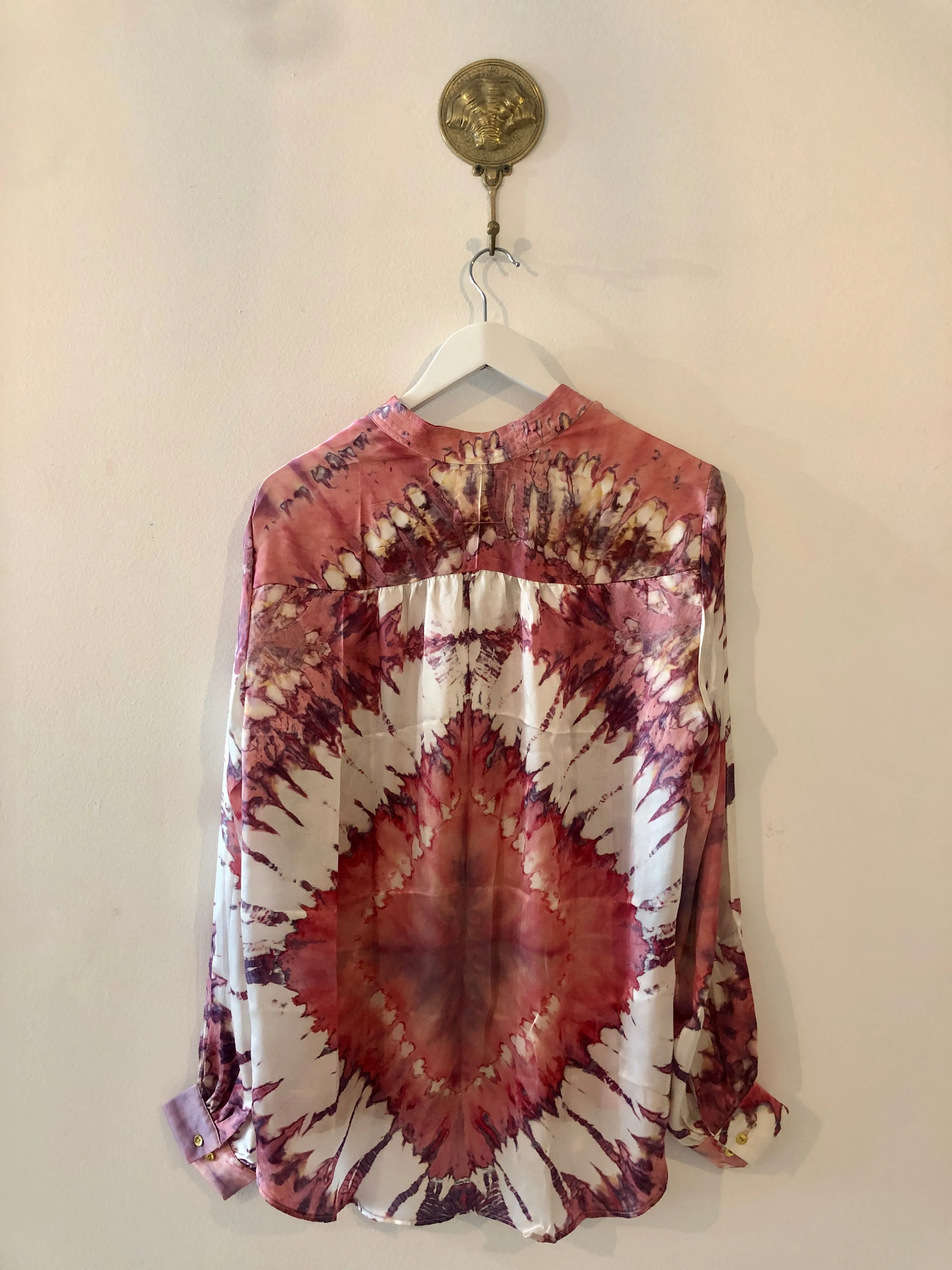 The Havana Silk Blouse in Musk