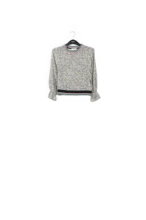 Top with frilled sleeves