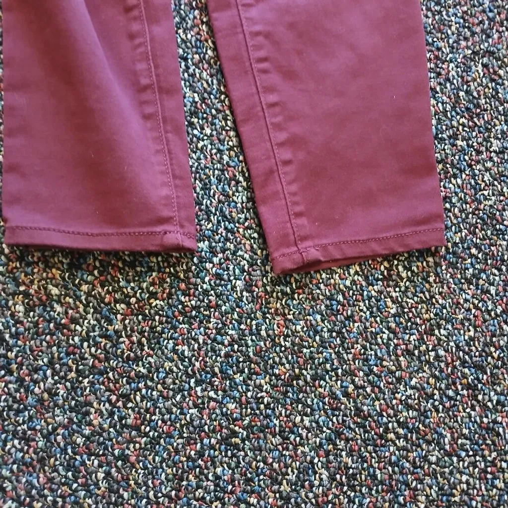 UGC Love Fine Maroon high waisted pants size 7