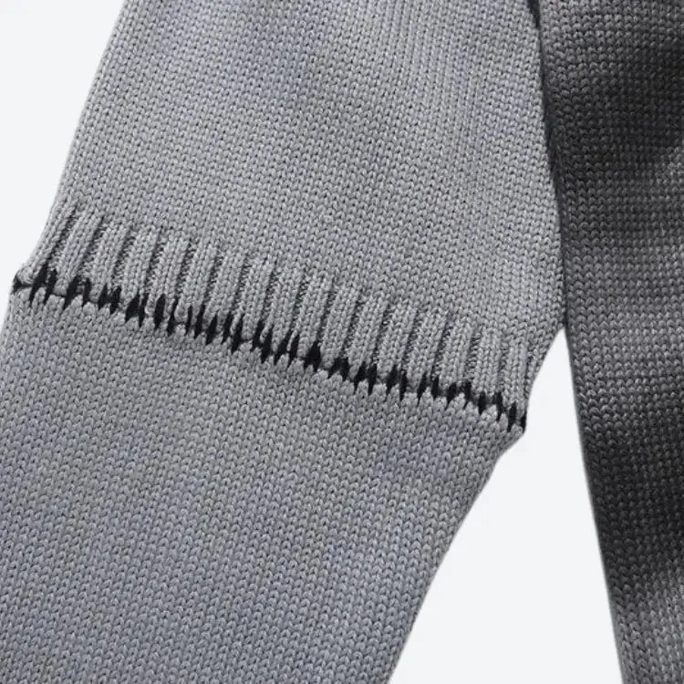 Unisex Knitted Sweater with Spray Paint and Contrast Sewing Details