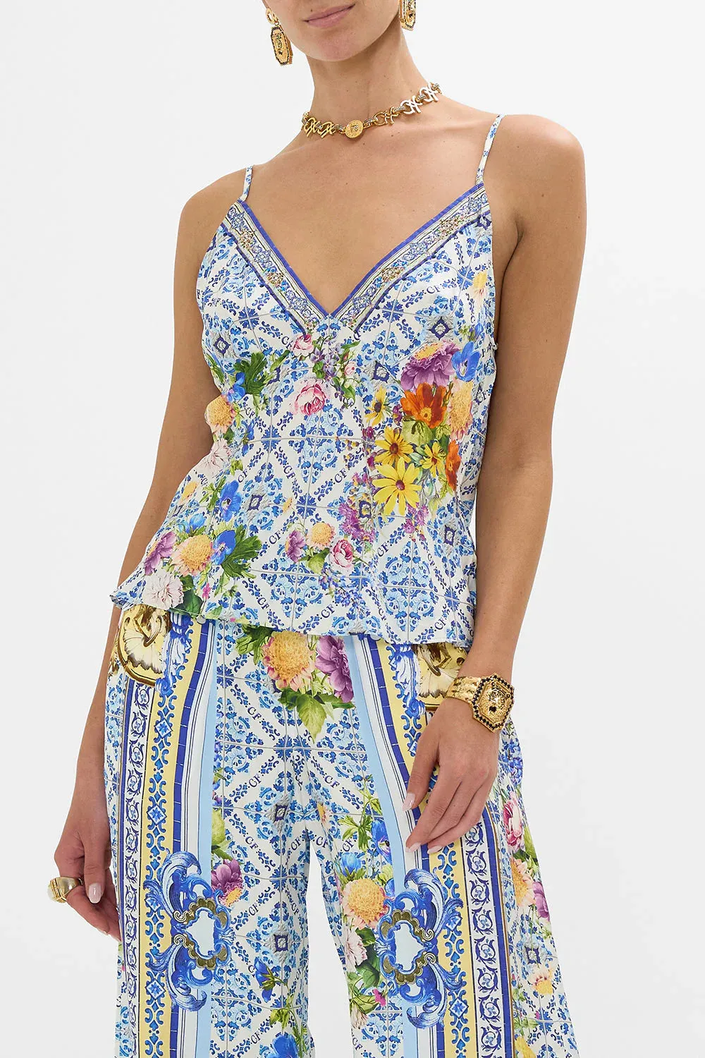 V Neck Cami - The Wall to Wall Wonders