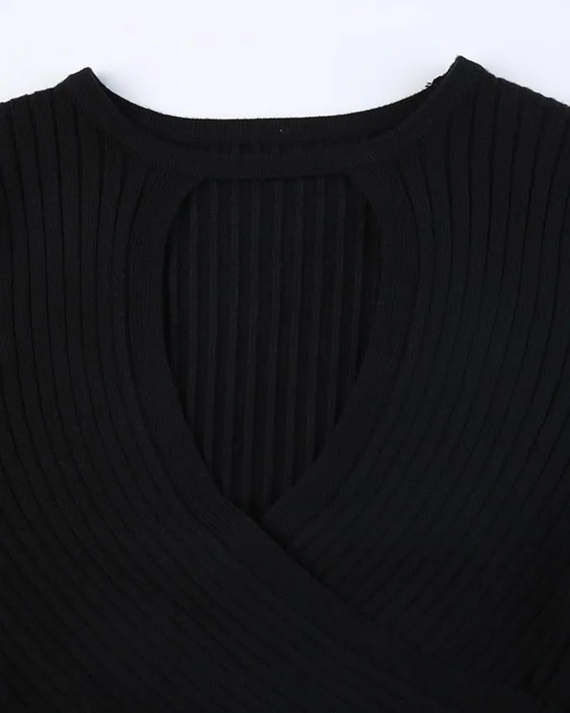 V-Neck Tight-Fit Knitted Top