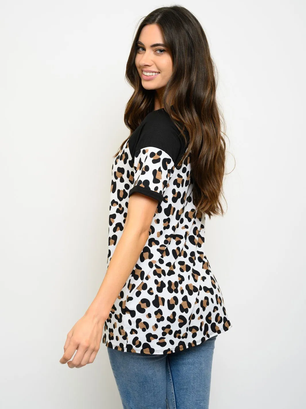 WOMEN'S ANIMAL PRINT TOP