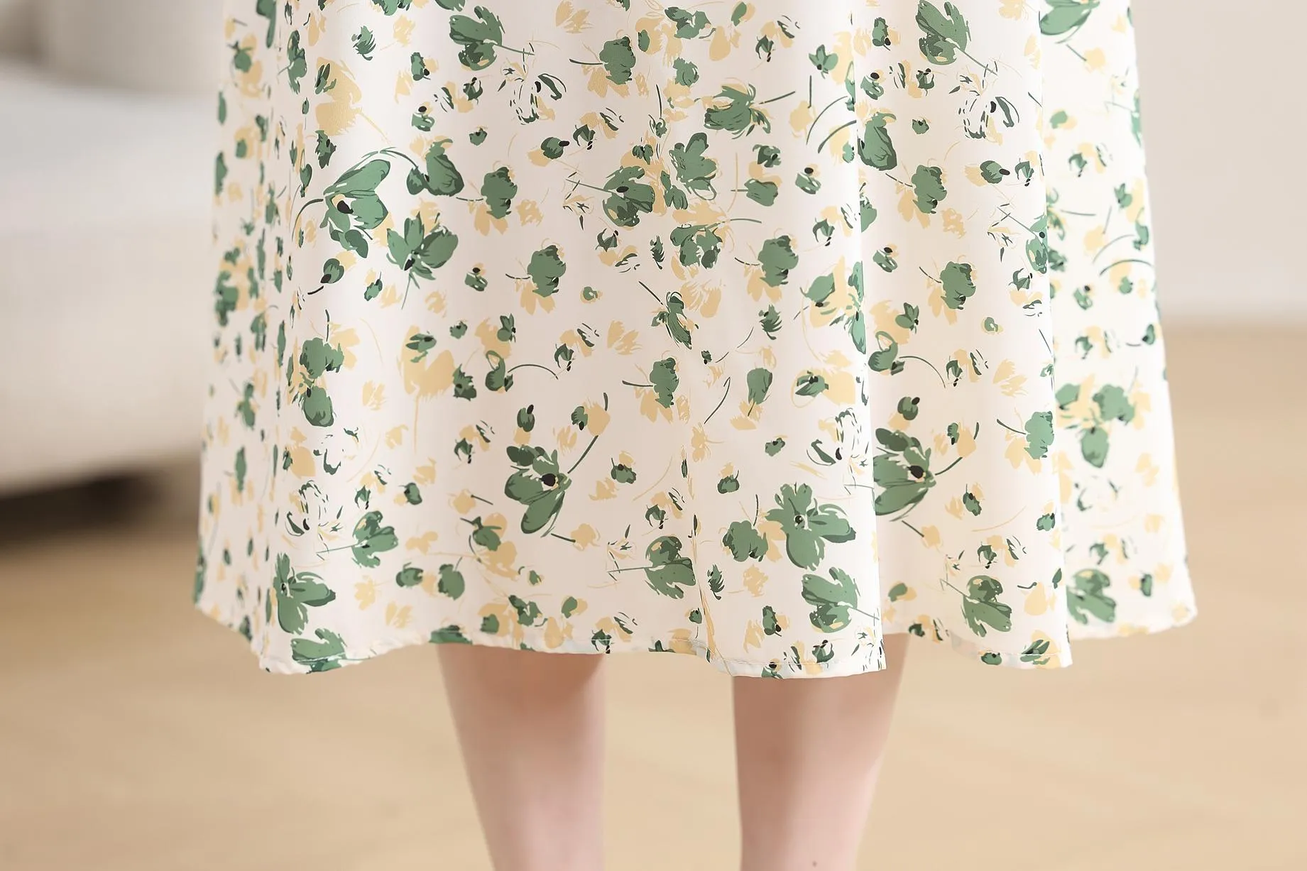 Women's Calf-length Chiffon Tea Dress with Charming Floral Design