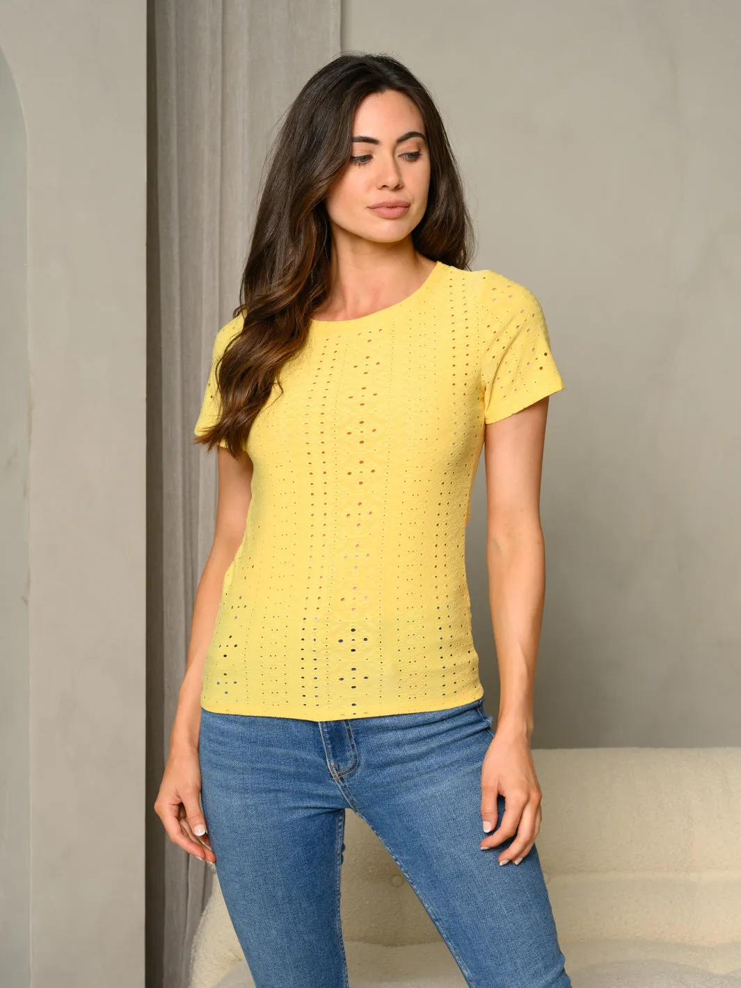 WOMEN'S SHORT SLEEVE EYELET DETAILED TOP