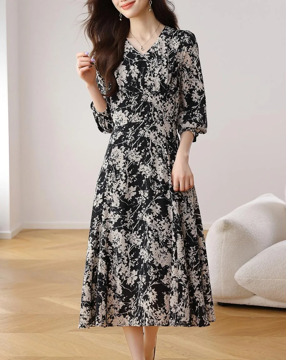 Women's Silky V-neck Floral Print Tea Tea Dress with a Fitted Waist