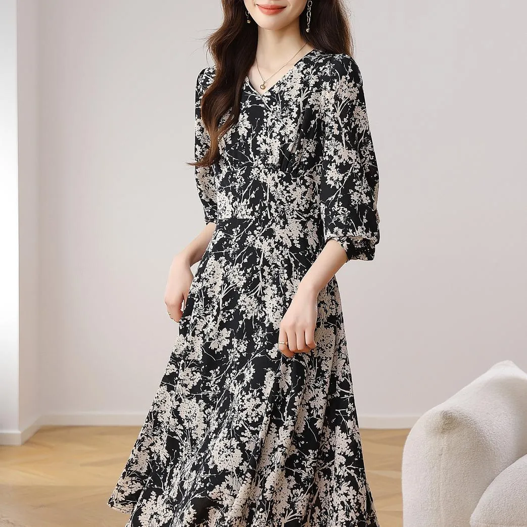 Women's Silky V-neck Floral Print Tea Tea Dress with a Fitted Waist